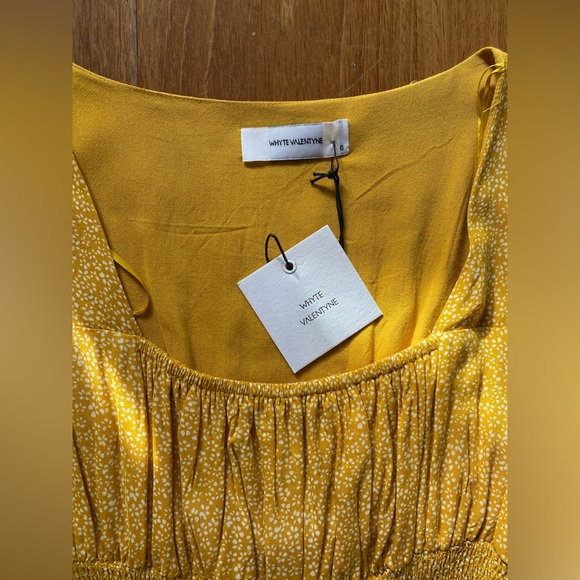 Beginning boutique Whyte Valentyne dress Aus size 6 xs - Picture 2 of 3